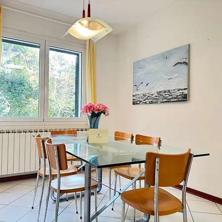Azzurro Villa *