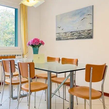 Azzurro Villa *